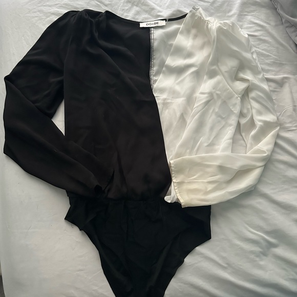 DO + BE Black and White Long Sleeve Bodysuit - Picture 1 of 3